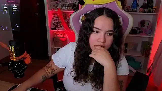 Sweet_sully__ from StripChat