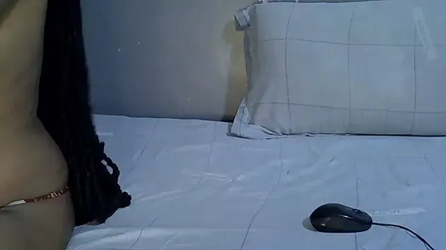 sweetchocolate9 from StripChat