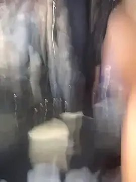 sweetqueen143 from StripChat