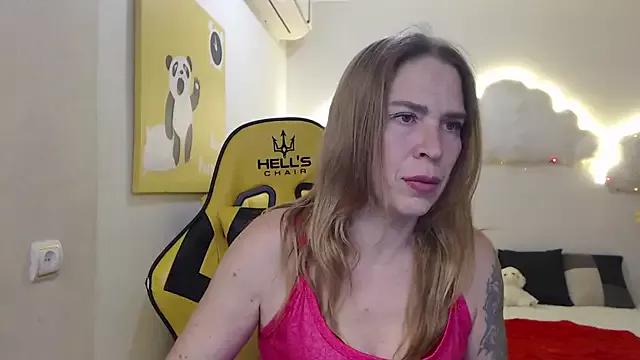 TessaDaybreak from StripChat