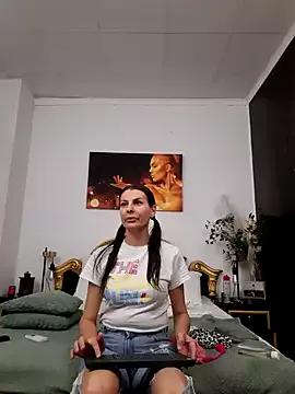 TessaKlarn from StripChat