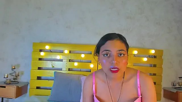 thalia888_ from StripChat