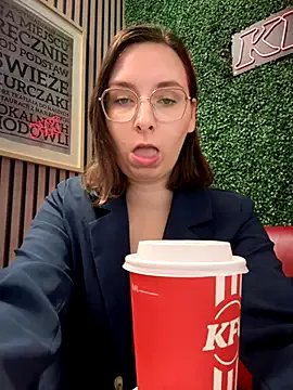 The_Snowwhitee from StripChat