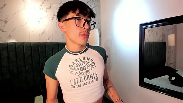 tim__fox from StripChat