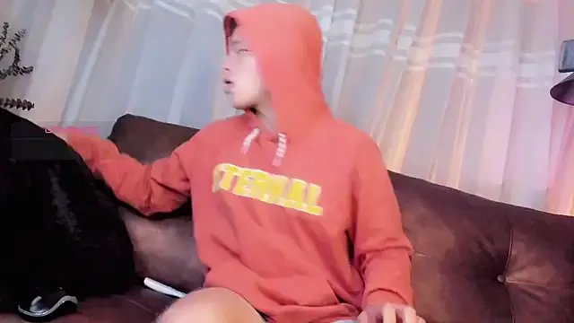 Tim_wolf from StripChat