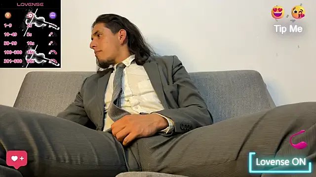 Tom_blunt96 from StripChat