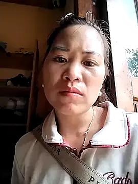 tuyetnhi-00 from StripChat is Freechat