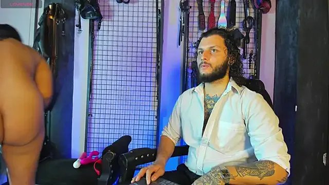 Twisted_Fantasy from StripChat