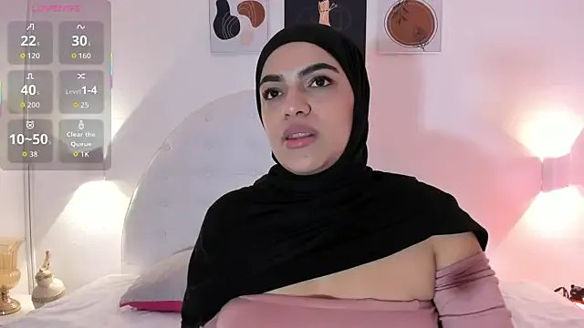 Umarani_ from StripChat