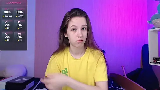 ur_kitty__ from StripChat