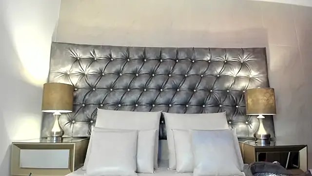 ValentinaBreats from StripChat