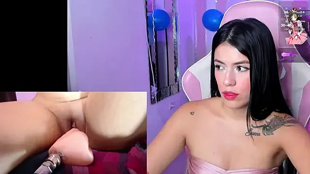 ValentinaGames from StripChat