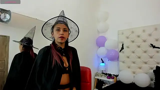 valeriasweet_ from StripChat