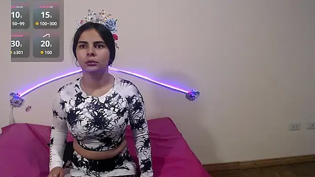 Valeryxs from StripChat