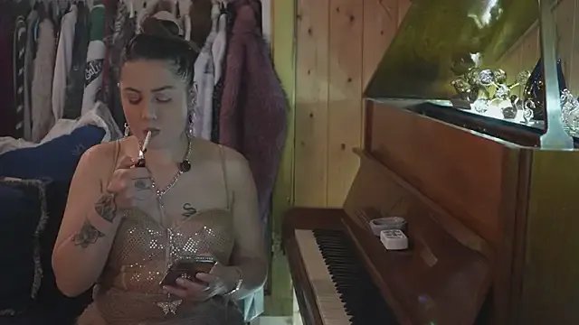 VanessaDoyle from StripChat