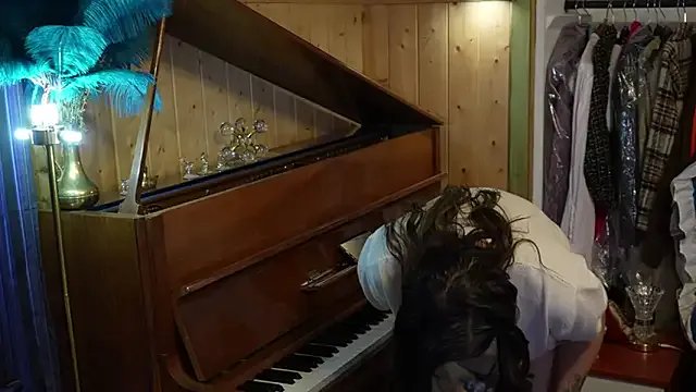 VanessaDoyle from StripChat