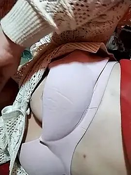 venu00 from StripChat