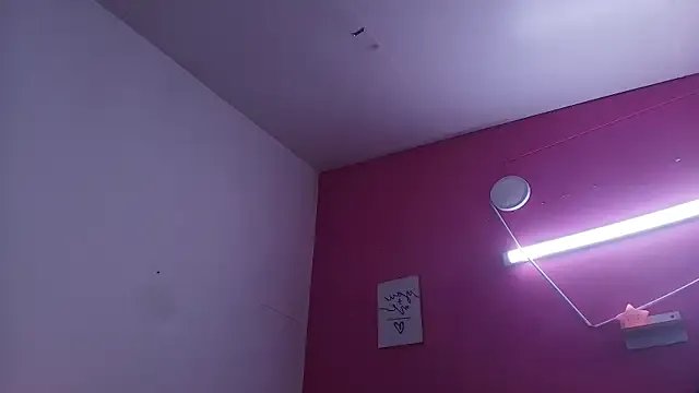 veronica_sinner_ from StripChat