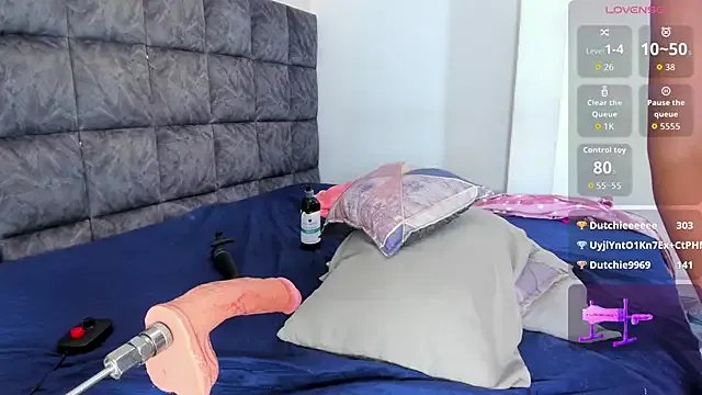 Victoriia_Queen from StripChat