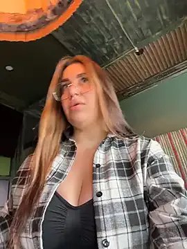 VikiDemini from StripChat