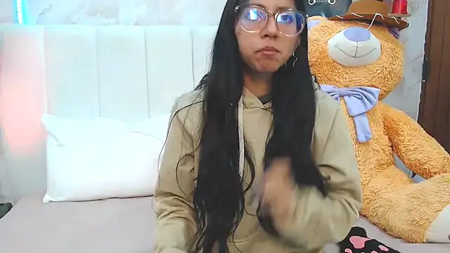 VioletxBloom from StripChat