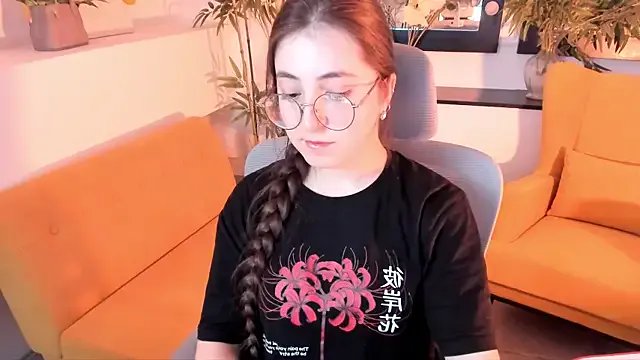 VirtuallVoyant from StripChat