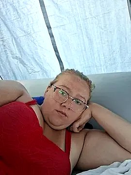  XEmoxkittyx chat room