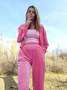 YOOUR_EVAA from StripChat