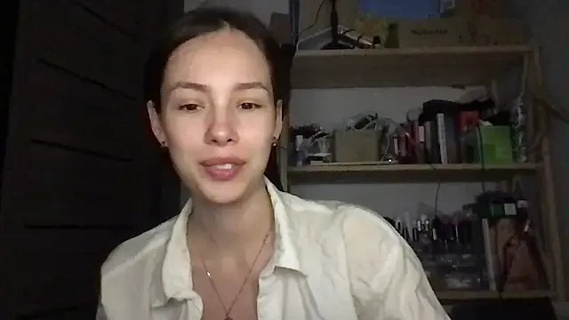 Yuna5343 from StripChat