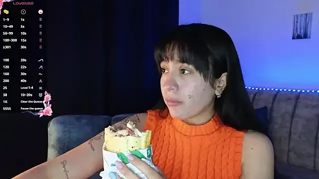 ZaraDames_ from StripChat