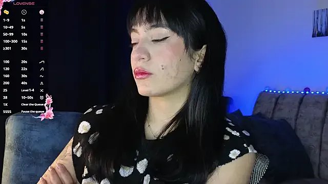 ZaraDames_ from StripChat