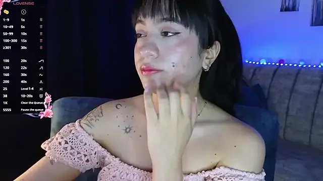 ZaraDames_ from StripChat