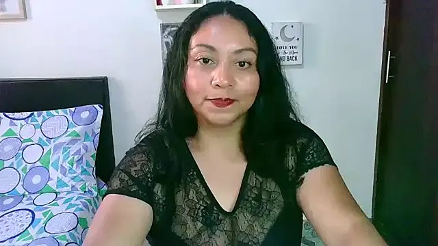 zaray_bella from StripChat