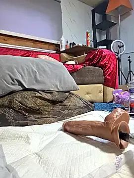 zasmin3 from StripChat is Freechat