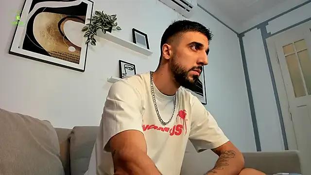 Zeyn_Edwards from StripChat is Freechat