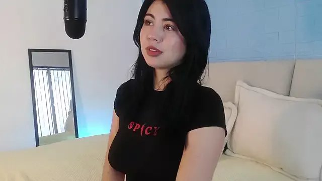 Zoe_Benson from StripChat