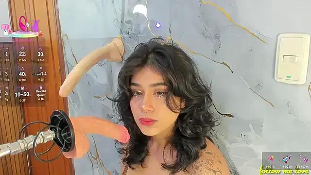 zyle_boobs from StripChat is Freechat
